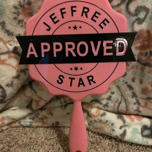 Jeffree Star Approved Mirror